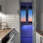 Viewtopia - Where Glows Beneath Your Feet By Flat Mаnаger Lägenhet Varna